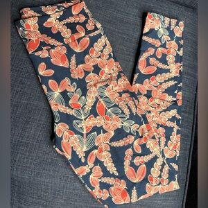 LuLaRoe leggings, orange, Cream & Navy Floral Design.  One size $5 bundle deal